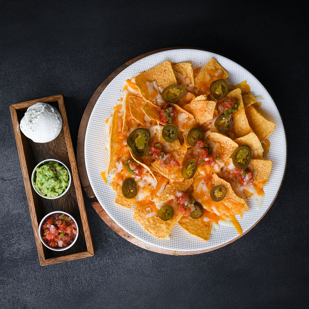 CHEESY NACHOS